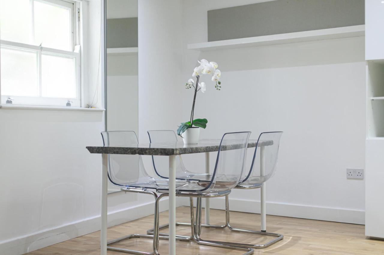 Skyvillion - One Bedroom By King's Cross Londres